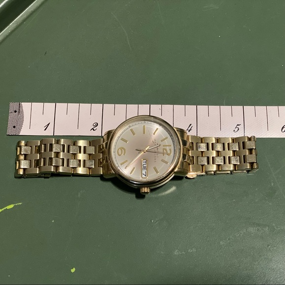 Marc Jacobs Watch - Picture 10 of 13